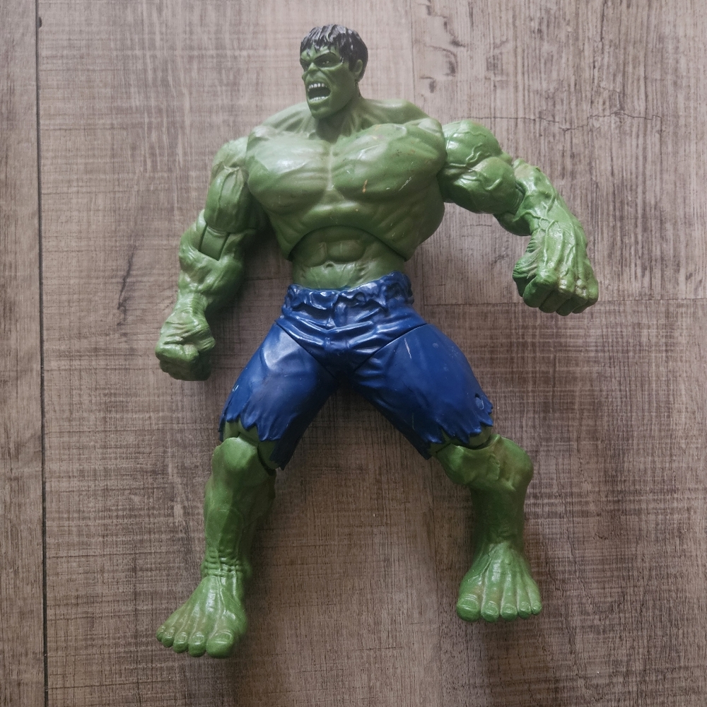 Antique 2008 Incredible Hulk Marvel Hasbro Action Figure Blue Pants - 10" inch